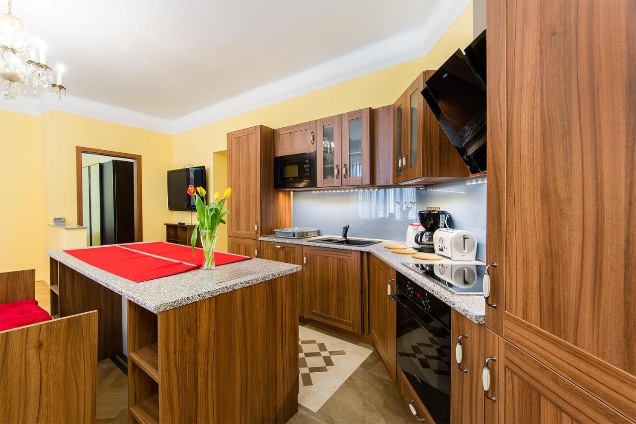 In Heart Of Prague - 2Br 2Ba Elegant Downtown Apt Ngoại thất bức ảnh