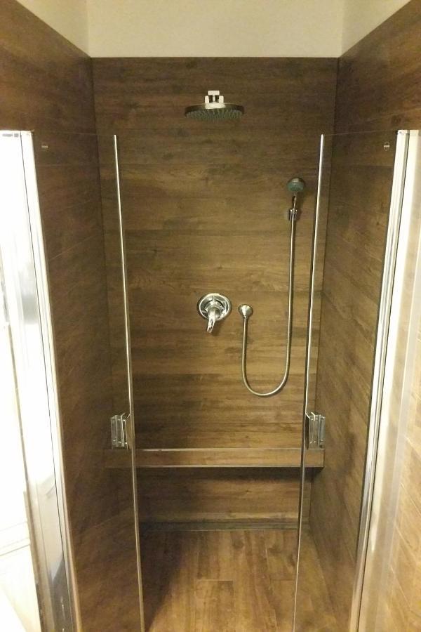 In Heart Of Prague - 2Br 2Ba Elegant Downtown Apt Ngoại thất bức ảnh